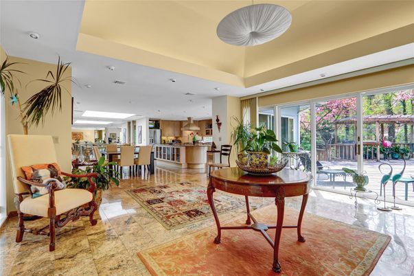 Dining room, Interior, Kitchen, Pendant Lights, Recessed Lighting