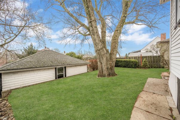 Backyard, Detached Garage, Exterior