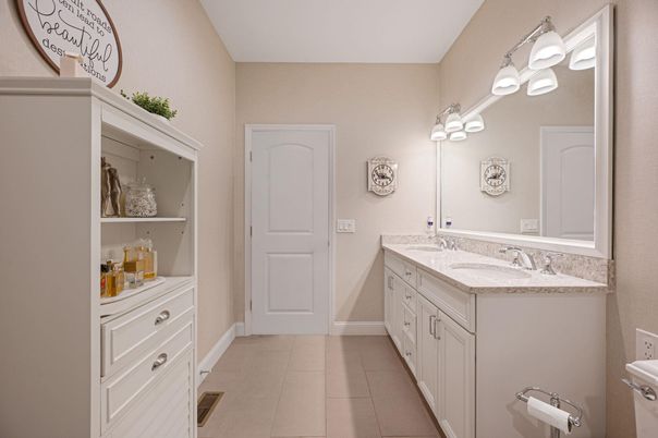 Bathroom, Dual Sink Vanities, Interior