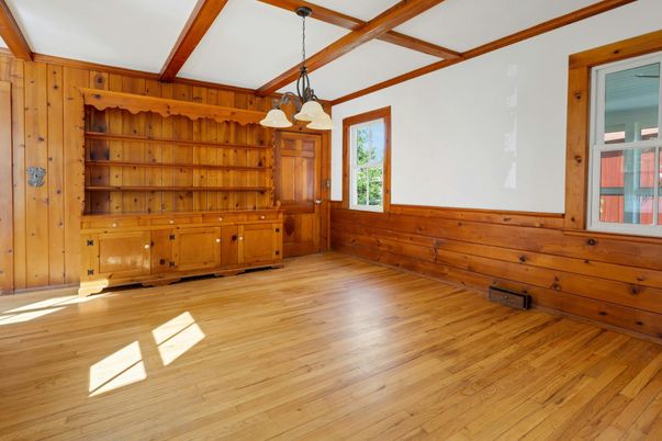 Chandelier, Empty room, Interior, Wooden Beams, Wood Texture Flooring, Wooden Walls