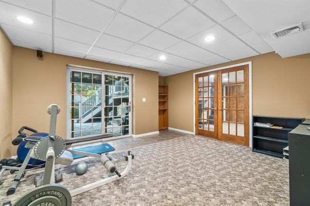 Fitness Equipment, Interior, Recessed Lighting