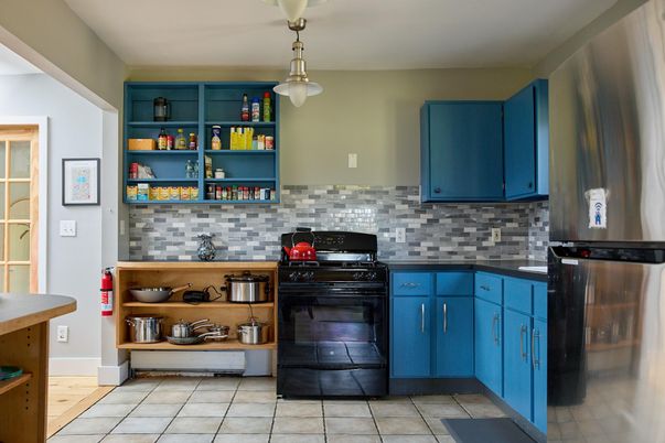 Interior, Kitchen, Pendant Lights, Stainless Steel Appliances