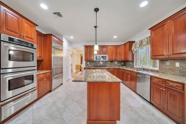 Interior, Kitchen, Pendant Lights, Recessed Lighting, Stainless Steel Appliances