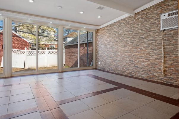 Empty room, Interior, Recessed Lighting, Stone Walls