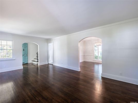 Chandelier, Empty room, Interior, Wood Texture Flooring