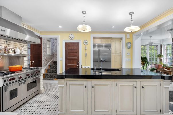 Interior, Kitchen, Pendant Lights, Recessed Lighting, Stainless Steel Appliances