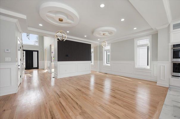 Interior, Pendant Lights, Recessed Lighting, Wood Texture Flooring