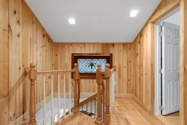 Interior, Recessed Lighting, Wood Texture Flooring, Wooden Walls
