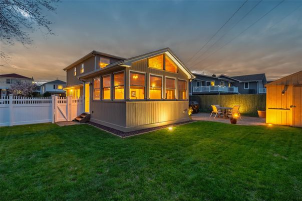 Backyard, Exterior, Hot Tub