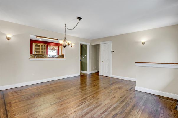 Chandelier, Empty room, Interior, Wood Texture Flooring