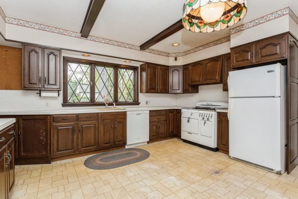 Interior, Kitchen, Recessed Lighting, Wooden Beams