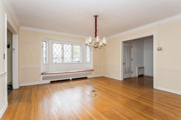 Chandelier, Interior, Wood Texture Flooring