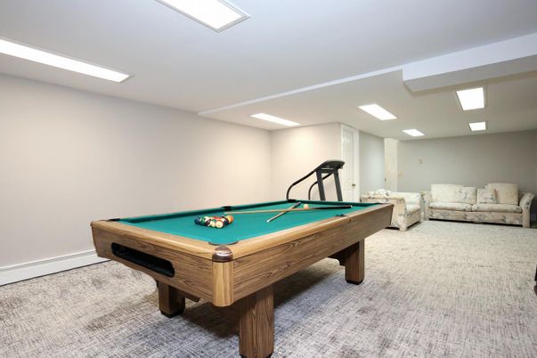 Billiard Table, Game Room, Interior, Recessed Lighting