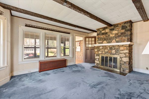 Empty room, Fireplace, Interior, Wooden Beams