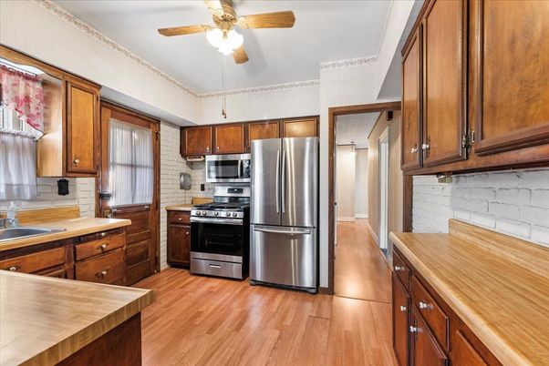 Interior, Kitchen, Stainless Steel Appliances, Wood Texture Flooring