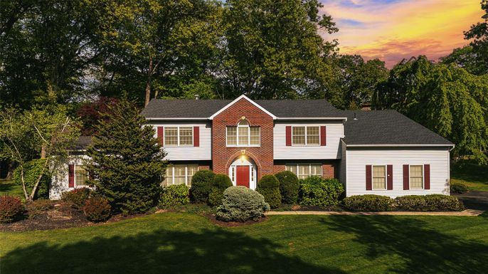 Exterior, Facade, Brick Facade, Raised Ranch