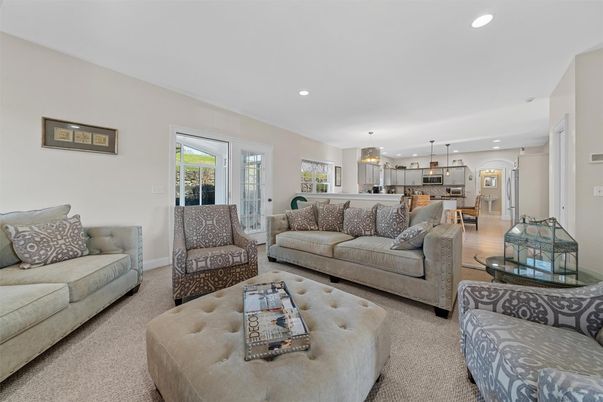 Interior, Kitchen, Living room, Pendant Lights, Recessed Lighting
