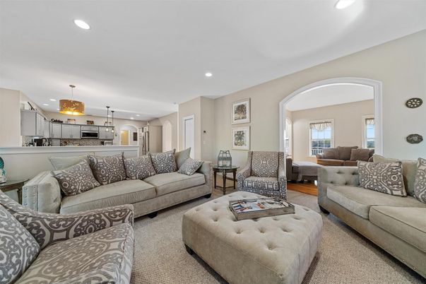 Interior, Kitchen, Living room, Pendant Lights, Recessed Lighting