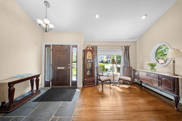 Chandelier, Interior, Wood Texture Flooring