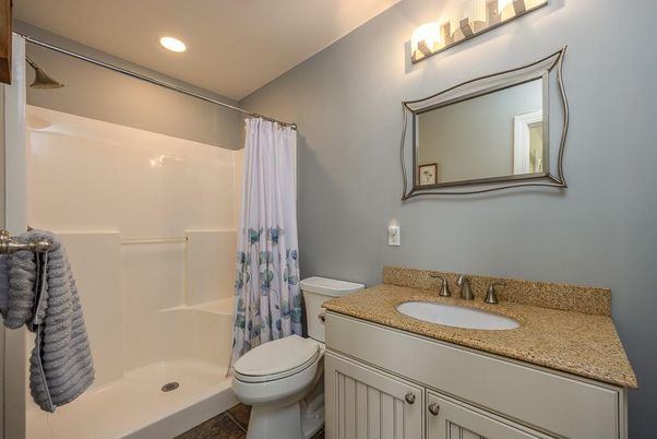 Bathroom, Interior, Recessed Lighting