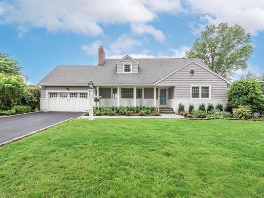 Attached, Backyard, Exterior, Facade, Ranch