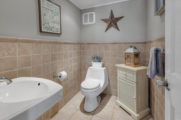 Bathroom, Interior