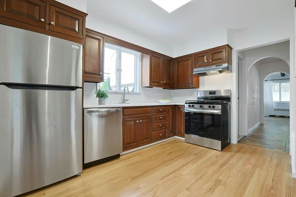 Interior, Kitchen, Stainless Steel Appliances, Wood Texture Flooring