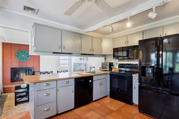 Fireplace, Interior, Kitchen