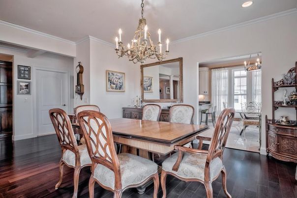Chandelier, Dining room, Interior, Recessed Lighting, Wood Texture Flooring
