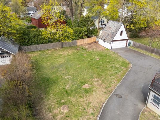 Backyard, Detached Garage, Exterior