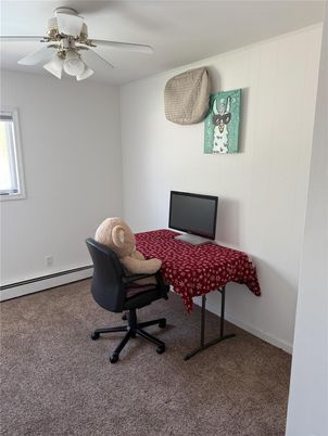 Home Office, Interior