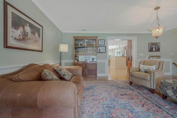 Interior, Living room, Pendant Lights, Wood Texture Flooring