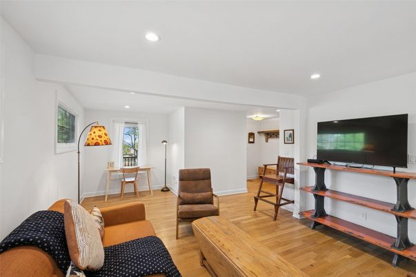 Home Office, Interior, Recessed Lighting, Wood Texture Flooring