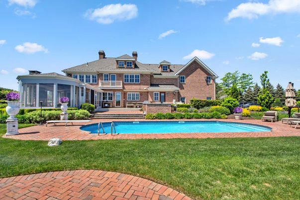 Backyard, Exterior, Pool