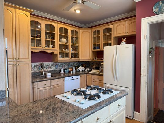 Interior, Kitchen, Recessed Lighting