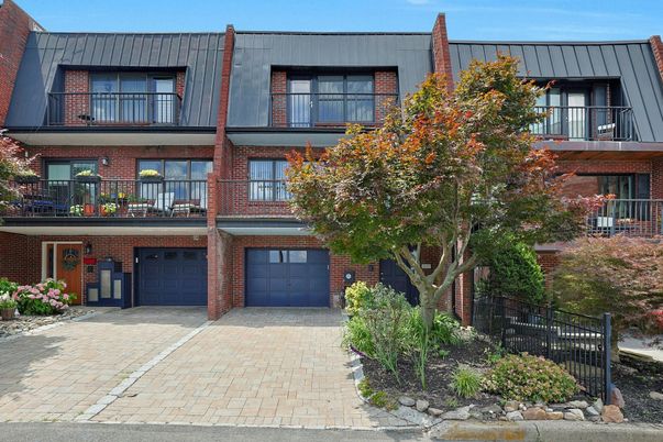 Attached, Exterior, Facade, Brick Facade, Rowhouse