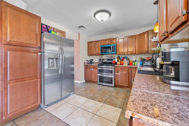 Interior, Kitchen, Stainless Steel Appliances