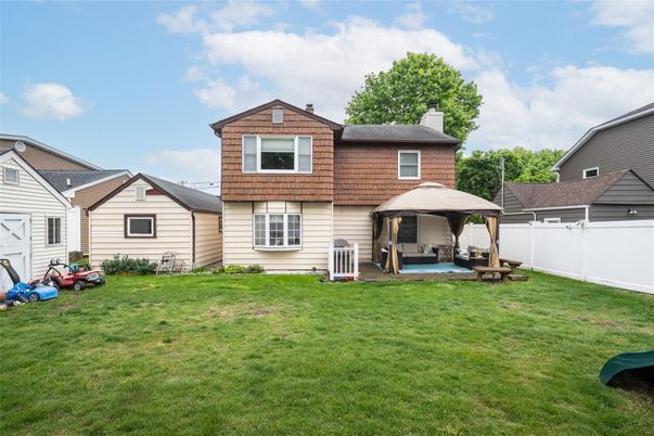 Backyard, Exterior, Playground