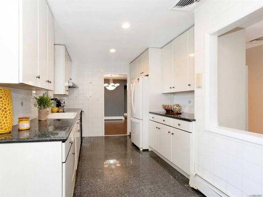 Interior, Kitchen, Pendant Lights, Recessed Lighting