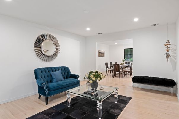 Dining room, Interior, Living room, Pendant Lights, Recessed Lighting, Wood Texture Flooring