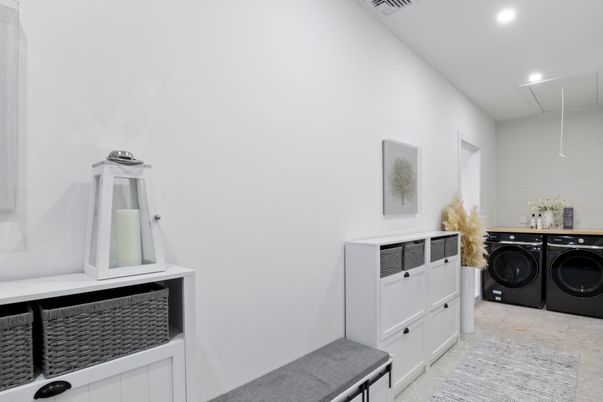 Interior, Recessed Lighting, Washer