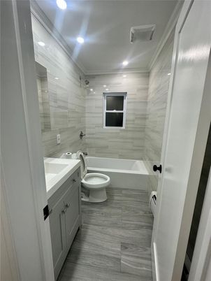 Bathroom, Interior, Marble Walls, Recessed Lighting