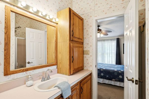 Bathroom, Bedroom, Interior