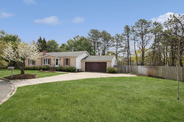 Attached, Backyard, Exterior, Facade, Brick Facade, Ranch
