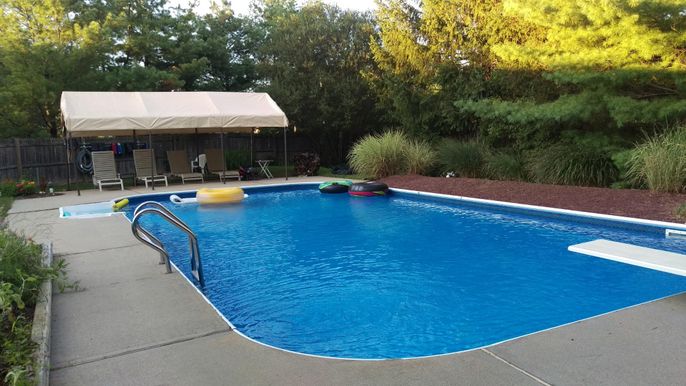 Exterior, Pool