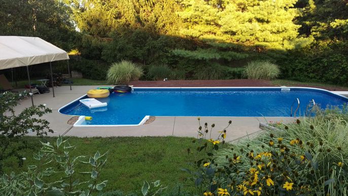 Exterior, Pool