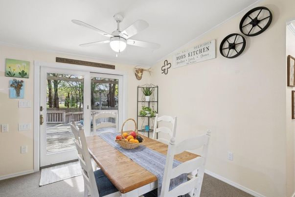 Dining room, Interior