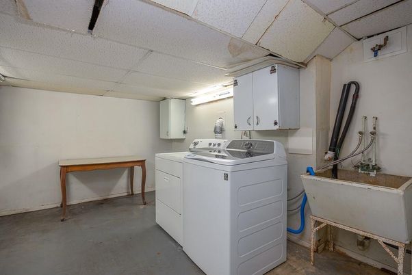 Interior, Washer