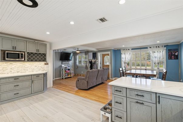 Dining room, Interior, Kitchen, Recessed Lighting, Wood Texture Flooring