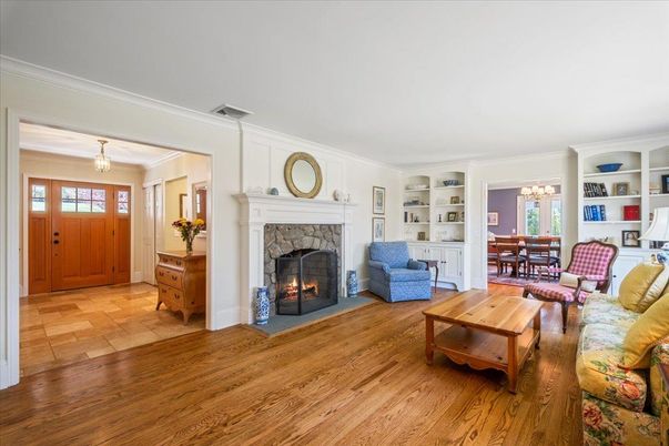 Chandelier, Dining room, Fireplace, Interior, Living room, Pendant Lights, Wood Texture Flooring